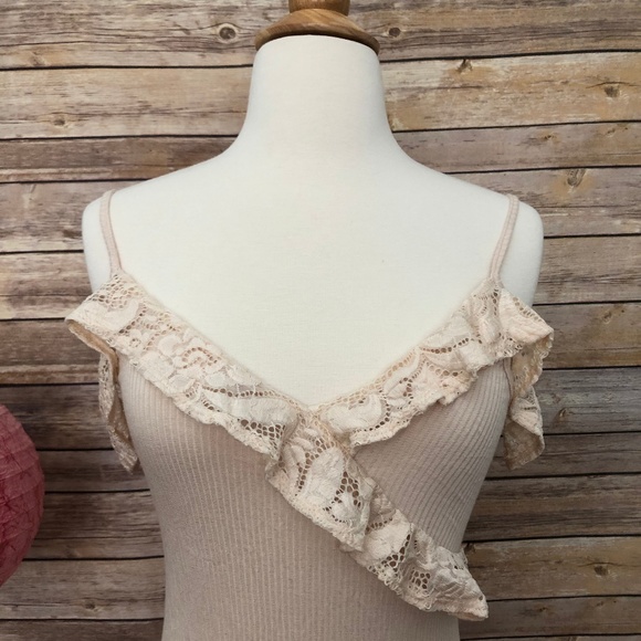 H.I.P. Lace Ruffle Rib Bodysuit - Picture 1 of 6